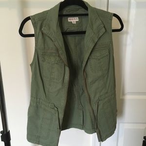 Green army style vest